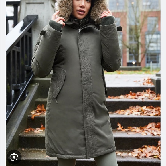 TNA Summit olive green Ski Jacket with Faux Fur Hood - Picture 4 of 4